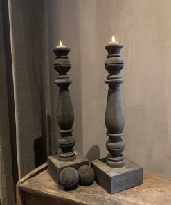 Stoere Baluster Kandelaar – Sfeermaker in Drie Maten