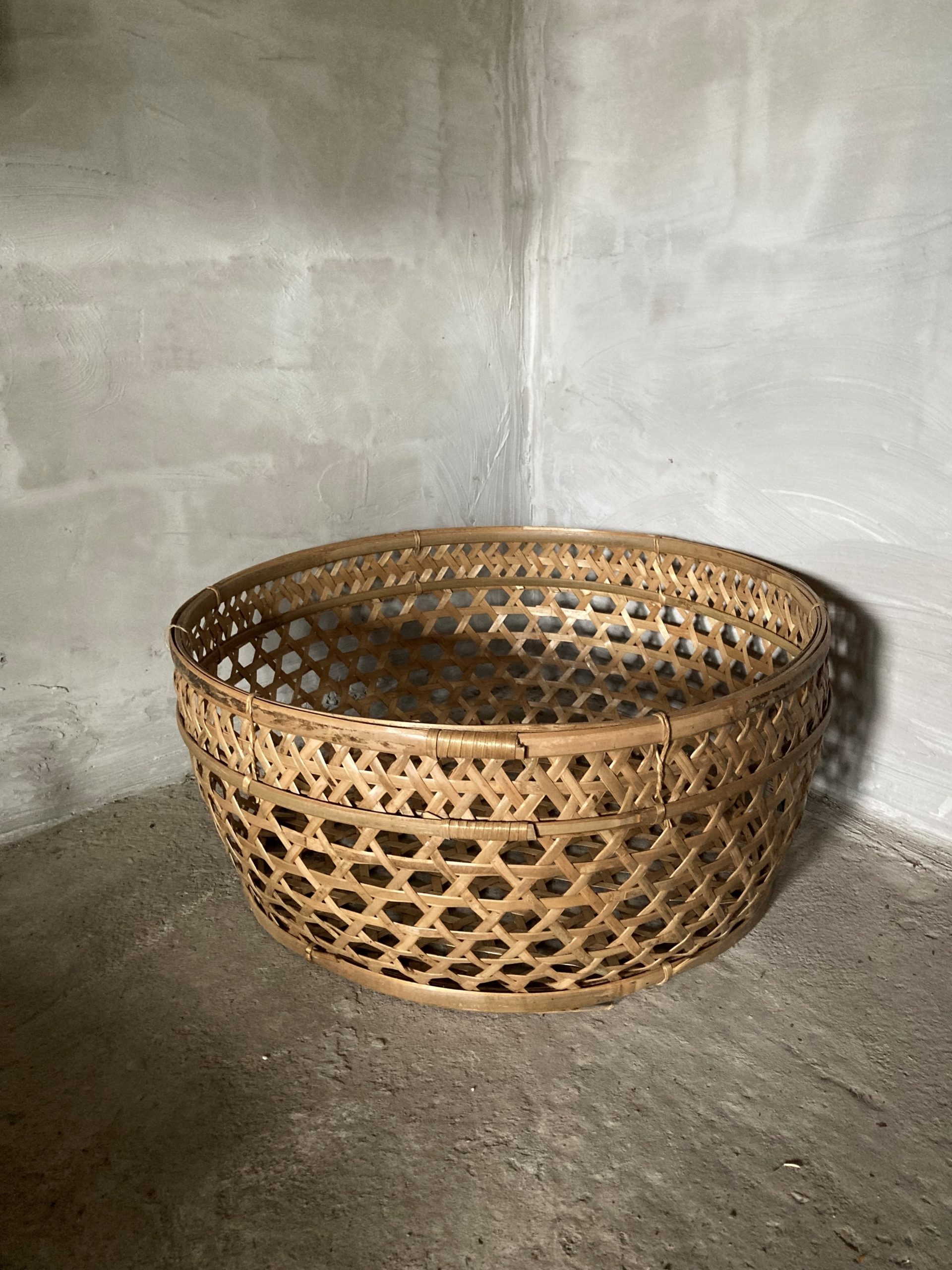 Rieten manden – opengewerkt maat - M - - Afbeelding 2
