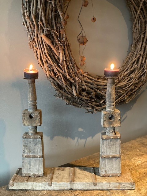 Houten Kaarsenstandaard – Stoer & Uniek