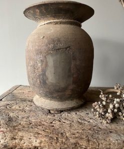 Alternative view of Nepalese oud houten Pot -666-