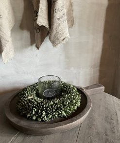 Alternative view of Stoere ronde serveerplank met handvat