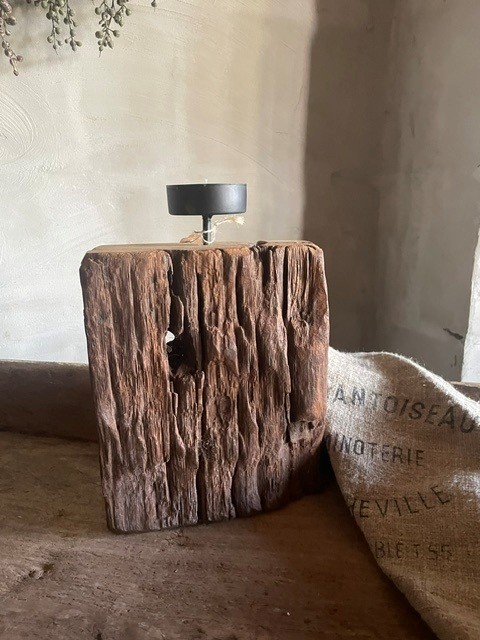 Stoere kandelaar (met gat )